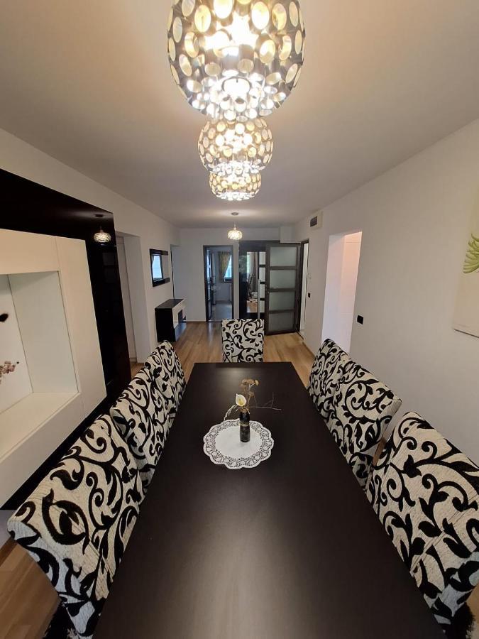 Urban George Enescu 4 Beedroom Apartment Suceava Dış mekan fotoğraf